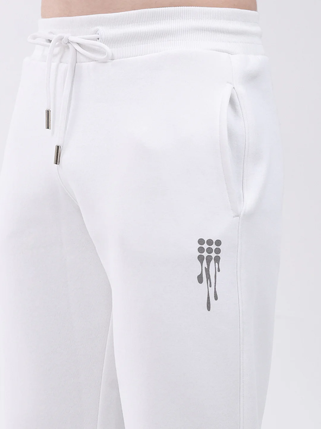 Rock.it Men White Printed Hooded Full Sleeve Winter Tracksuit - Image 9