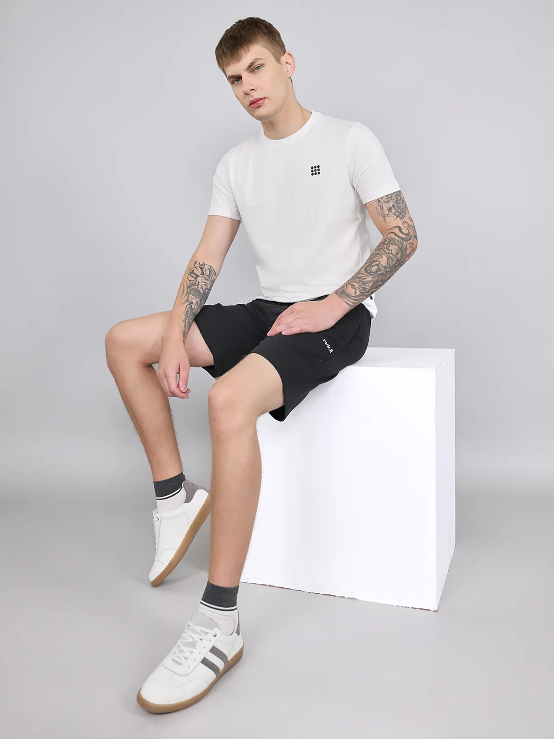 Rock.it Men White Solid Round Neck Half Sleeve T-Shirt - Image 5