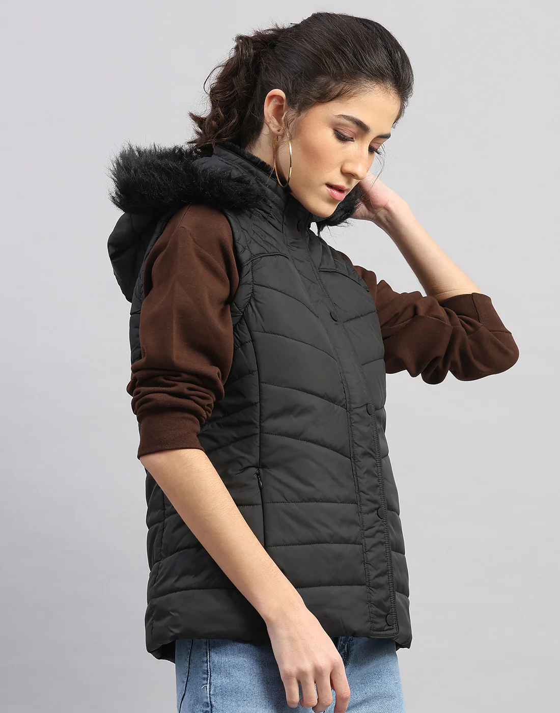 Rock.it Women Black Solid Collar Sleeveless Jacket - Image 3