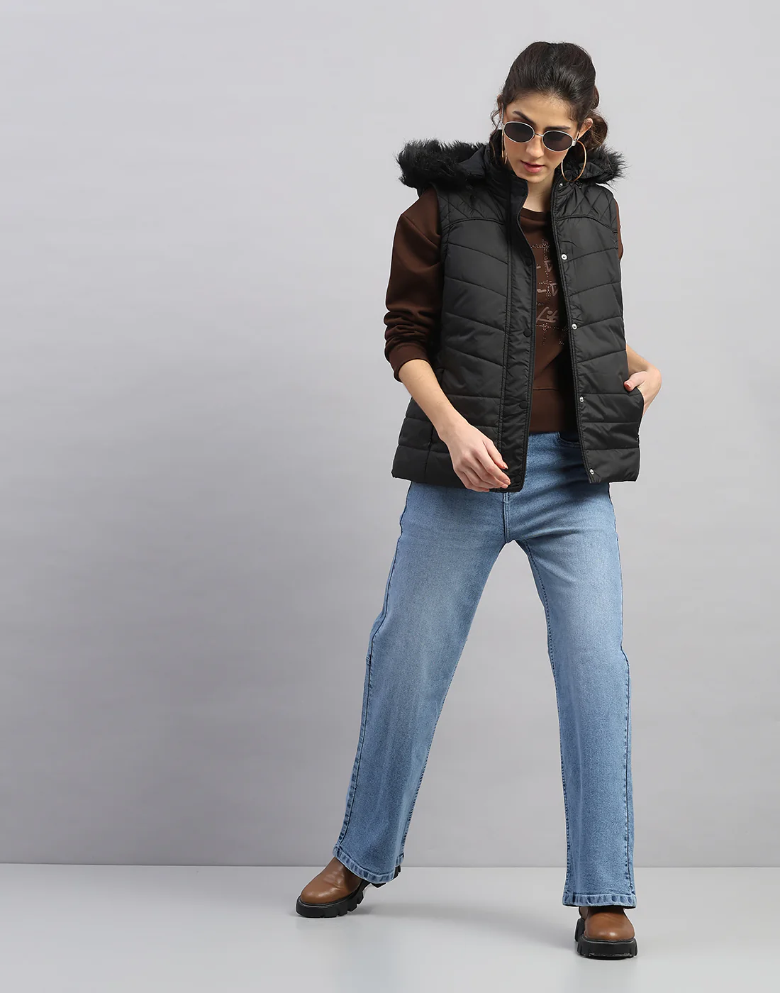 Rock.it Women Black Solid Collar Sleeveless Jacket - Image 5