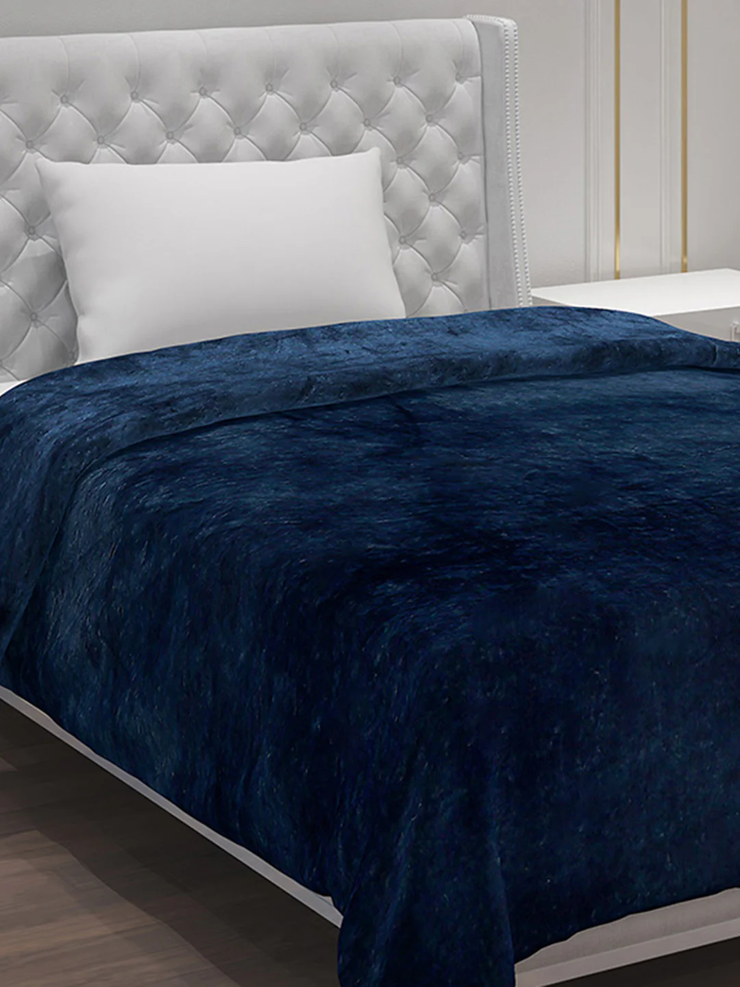 Solid 100% Polyester Single Bed Blanket for AC Room - Image 4