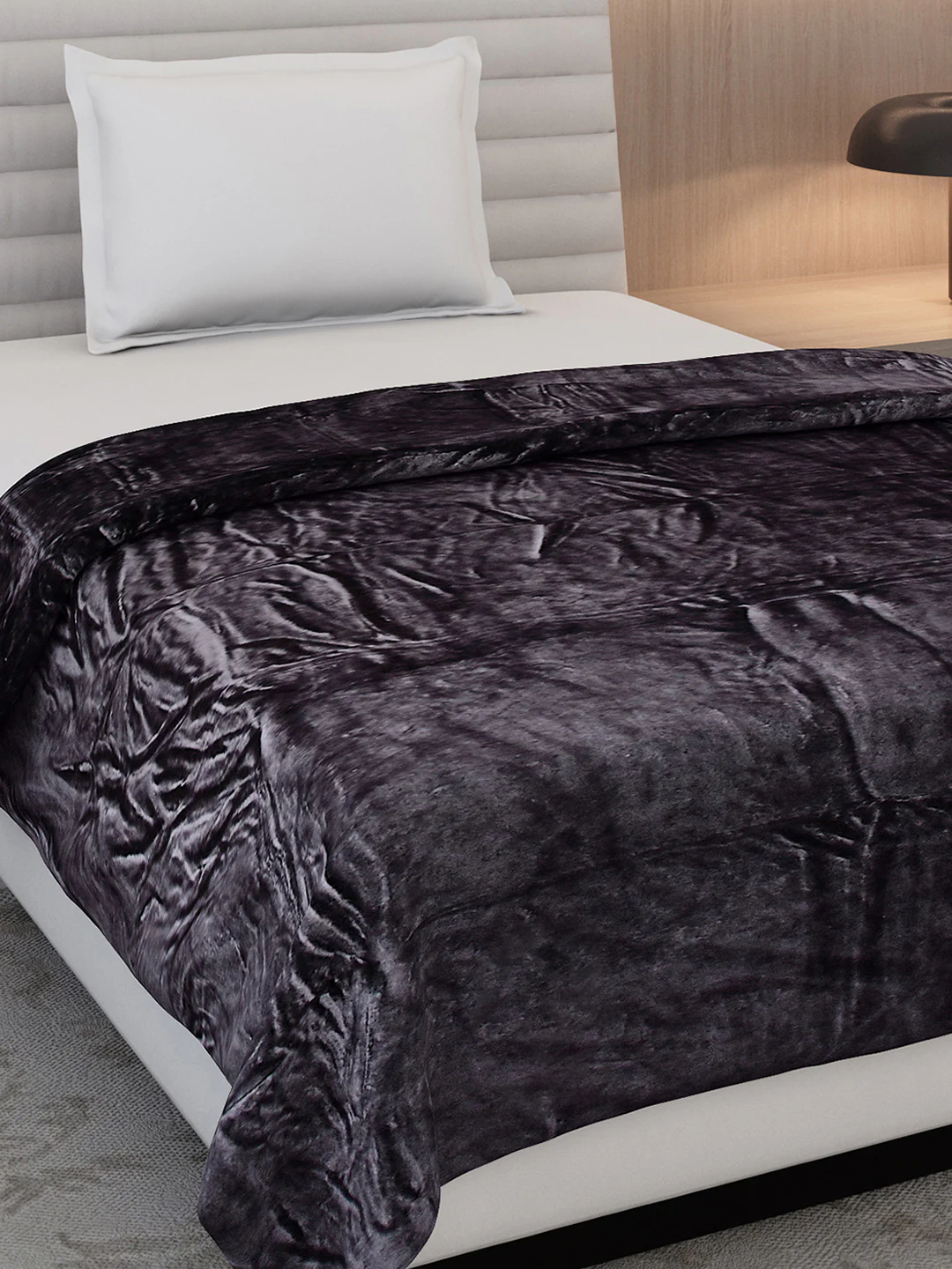 Solid Single Bed 300 GSM Blanket for AC Room - (Vivid) - Image 4