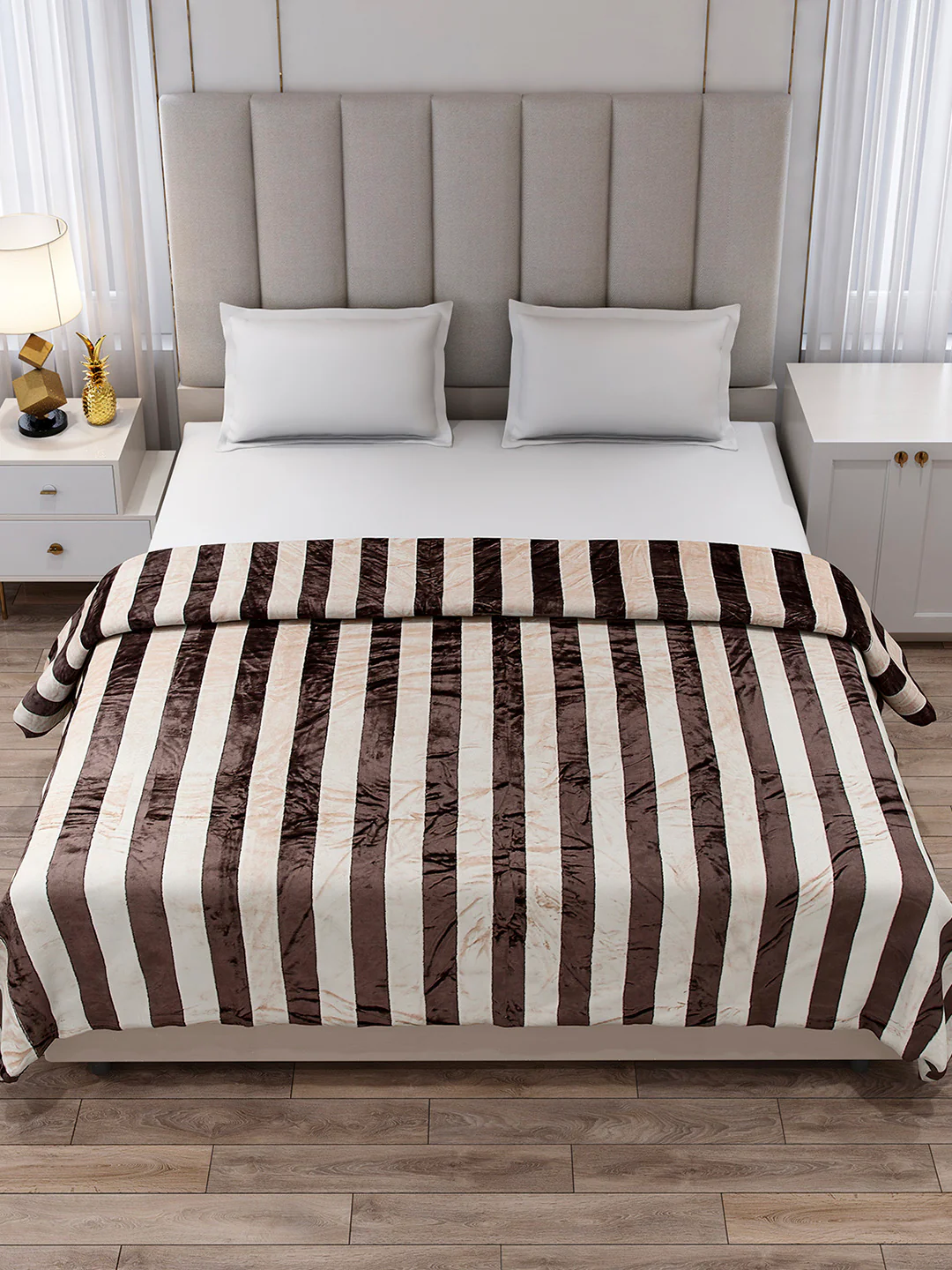 Striped Double Bed 300 GSM Blanket for AC Room - (Cosmos) - Image 2