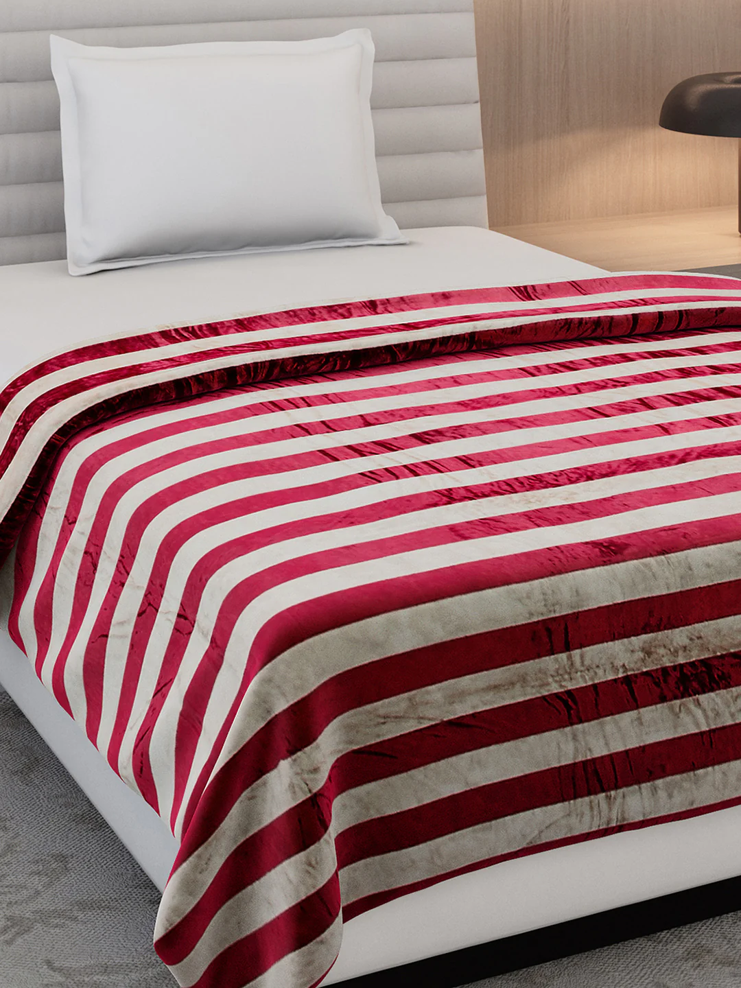 Striped Single Bed 300 GSM Blanket for AC Room - (Tribal) - Image 4