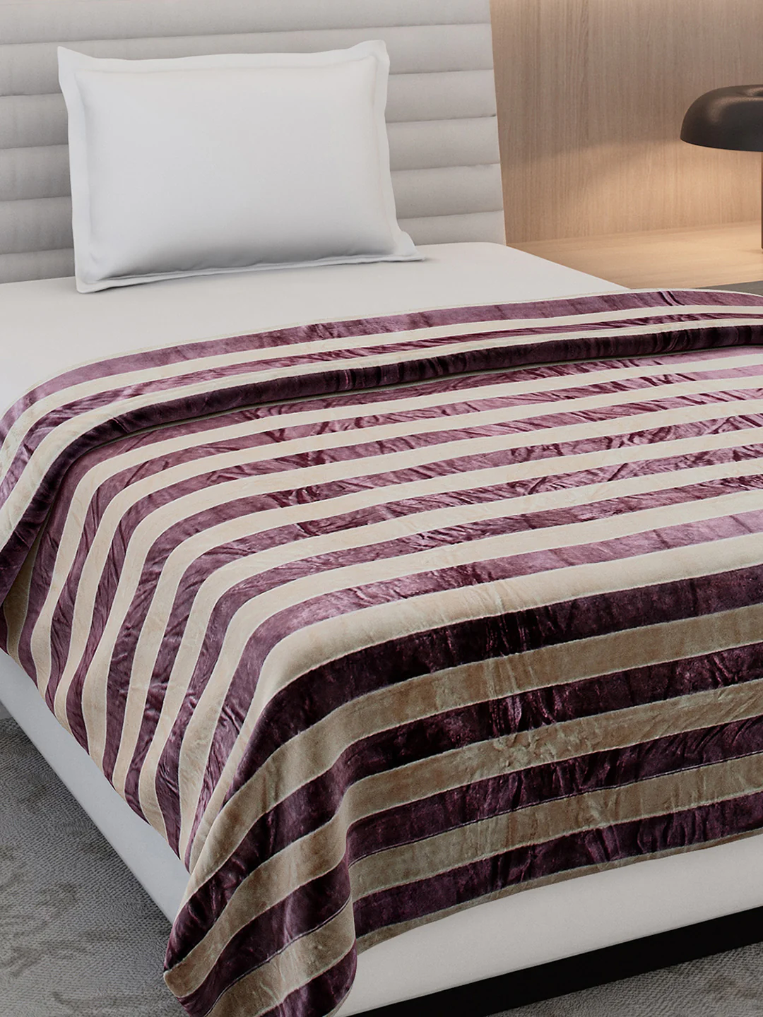Striped Single Bed 300 GSM Blanket for AC Room - (Tribal) - Image 4