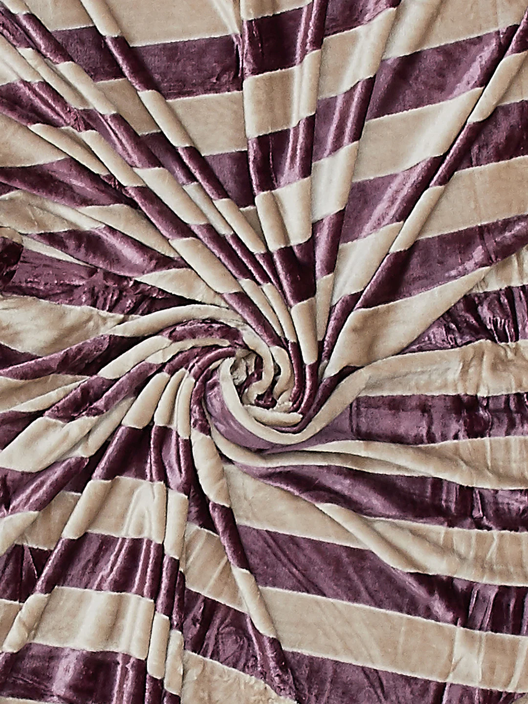 Striped Single Bed 300 GSM Blanket for AC Room - (Tribal) - Image 6