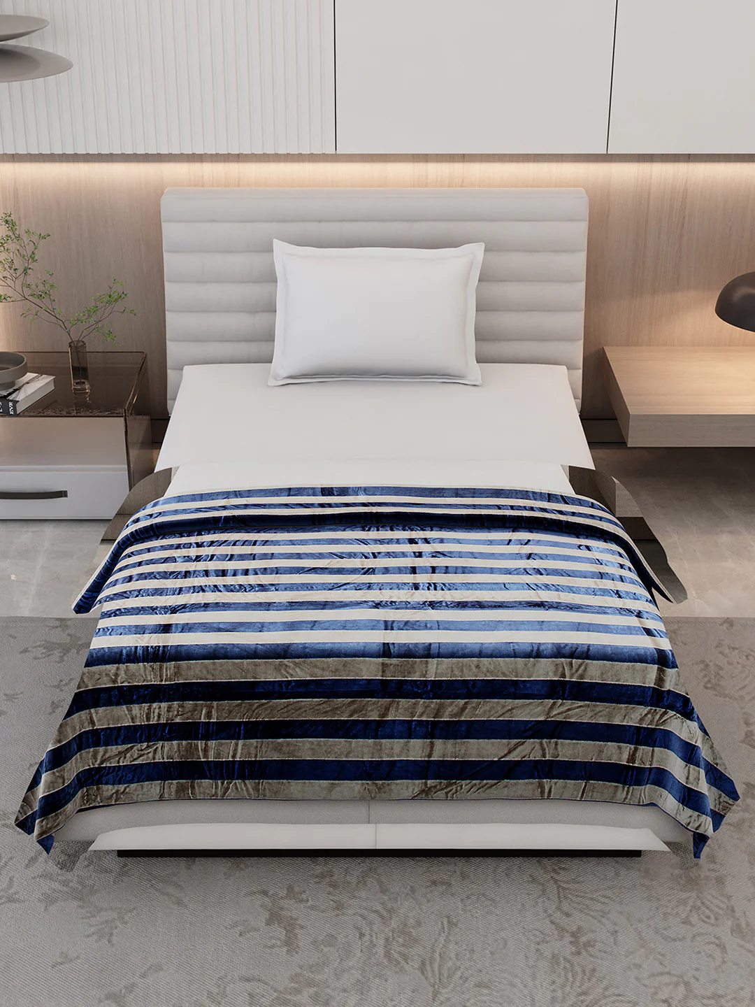 Striped Single Bed 300 GSM Blanket for AC Room - (Tribal) - Image 2