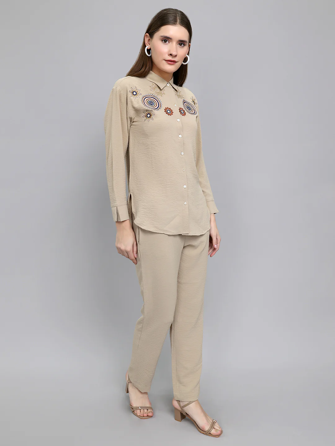 Women Beige Embroidered Collar Full Sleeve Cords Set - Image 3