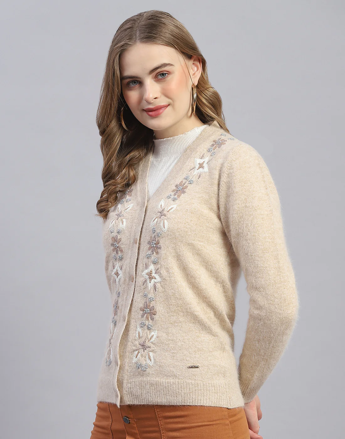 Women Beige Embroidered V Neck Full Sleeve Cardigan - Image 3