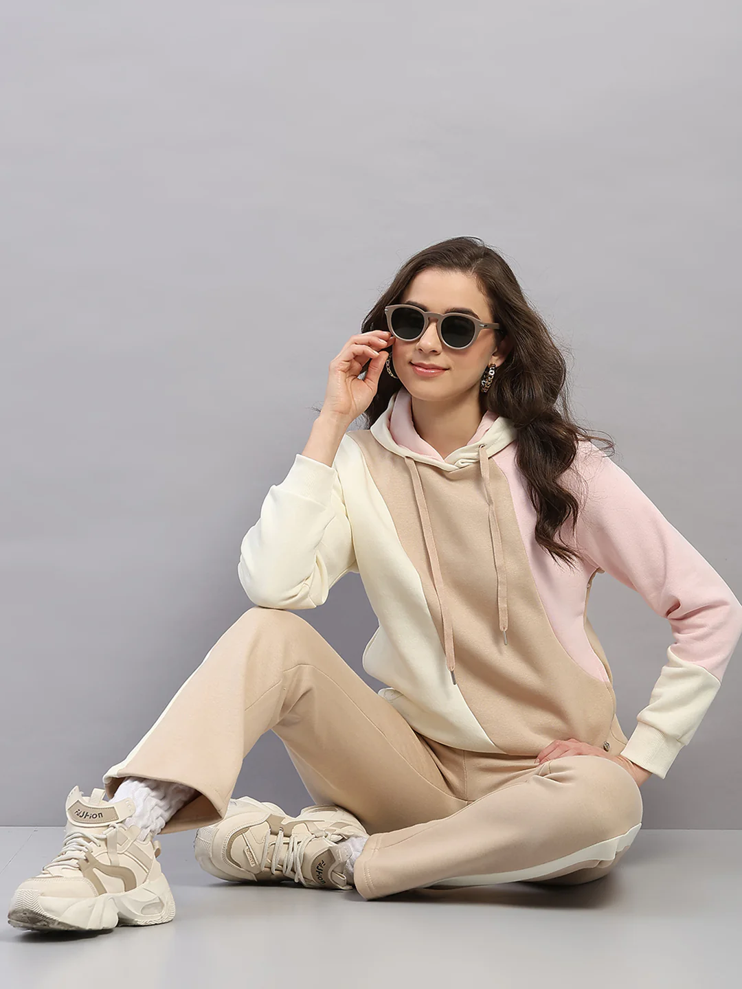 Women Beige Printed Hooded Full Sleeve Winter Tracksuit - Image 2