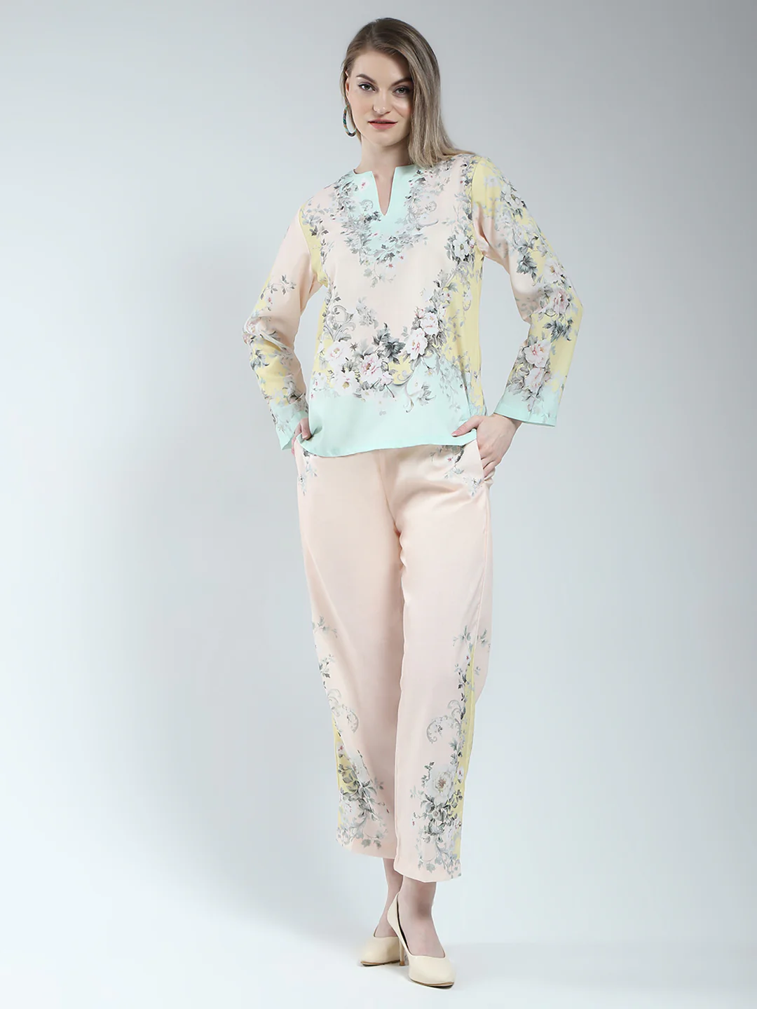 Women Beige Printed Round Neck Full Sleeve Cords Set - Image 3