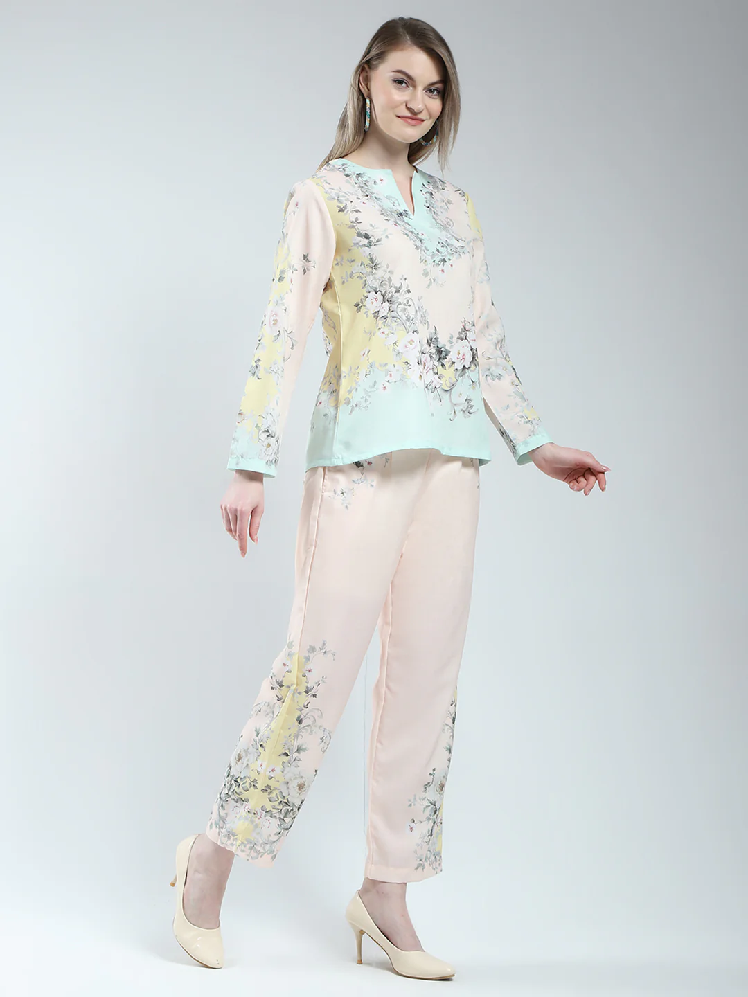 Women Beige Printed Round Neck Full Sleeve Cords Set - Image 5