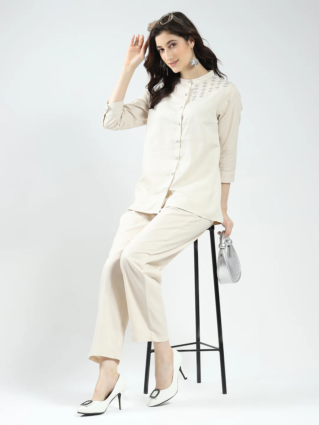 Women Beige Self Design Band Neck 3/4th Sleeve Cords Set - Image 2