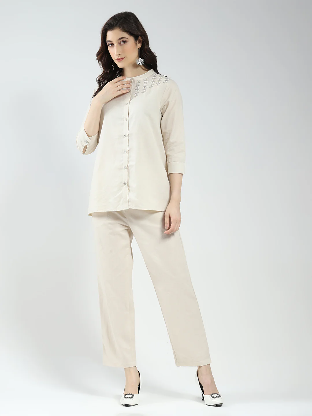 Women Beige Self Design Band Neck 3/4th Sleeve Cords Set - Image 3