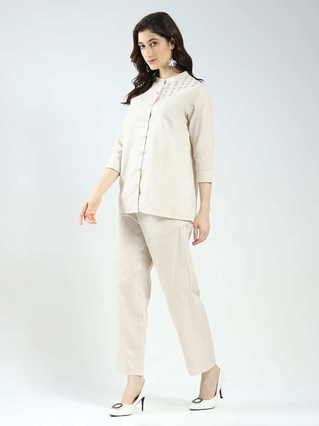 Women Beige Self Design Band Neck 3/4th Sleeve Cords Set - Image 4