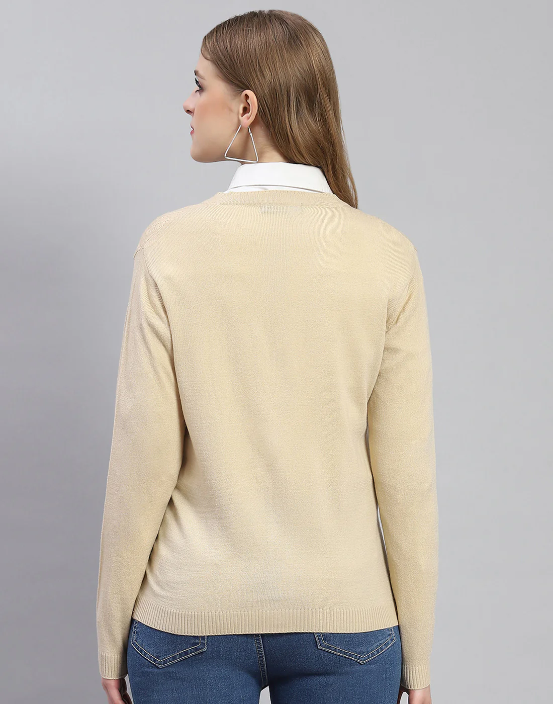 Women Beige Self Design V Neck Full Sleeve Cardigan - Image 5