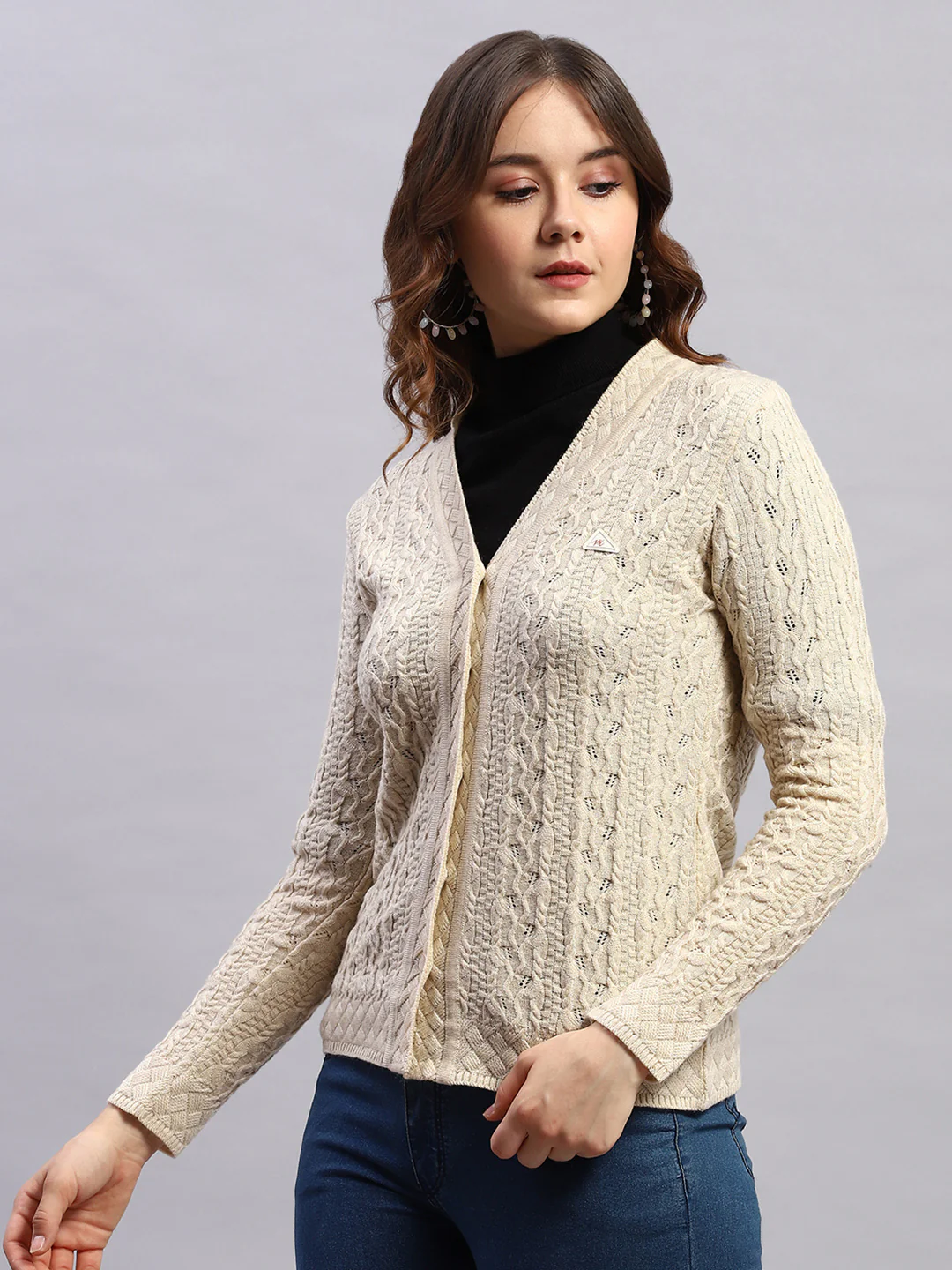 Women Beige Self Design V Neck Full Sleeve Cardigan - Image 3