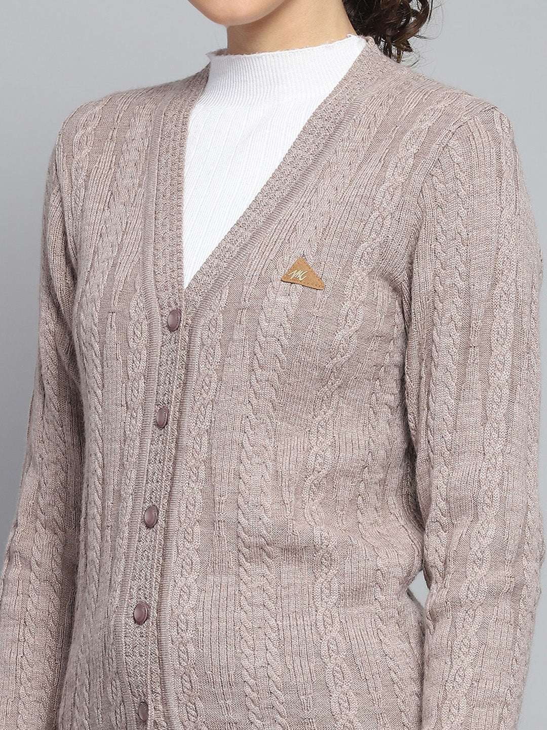 Women Beige Self Design V Neck Full Sleeve Cardigan - Image 7