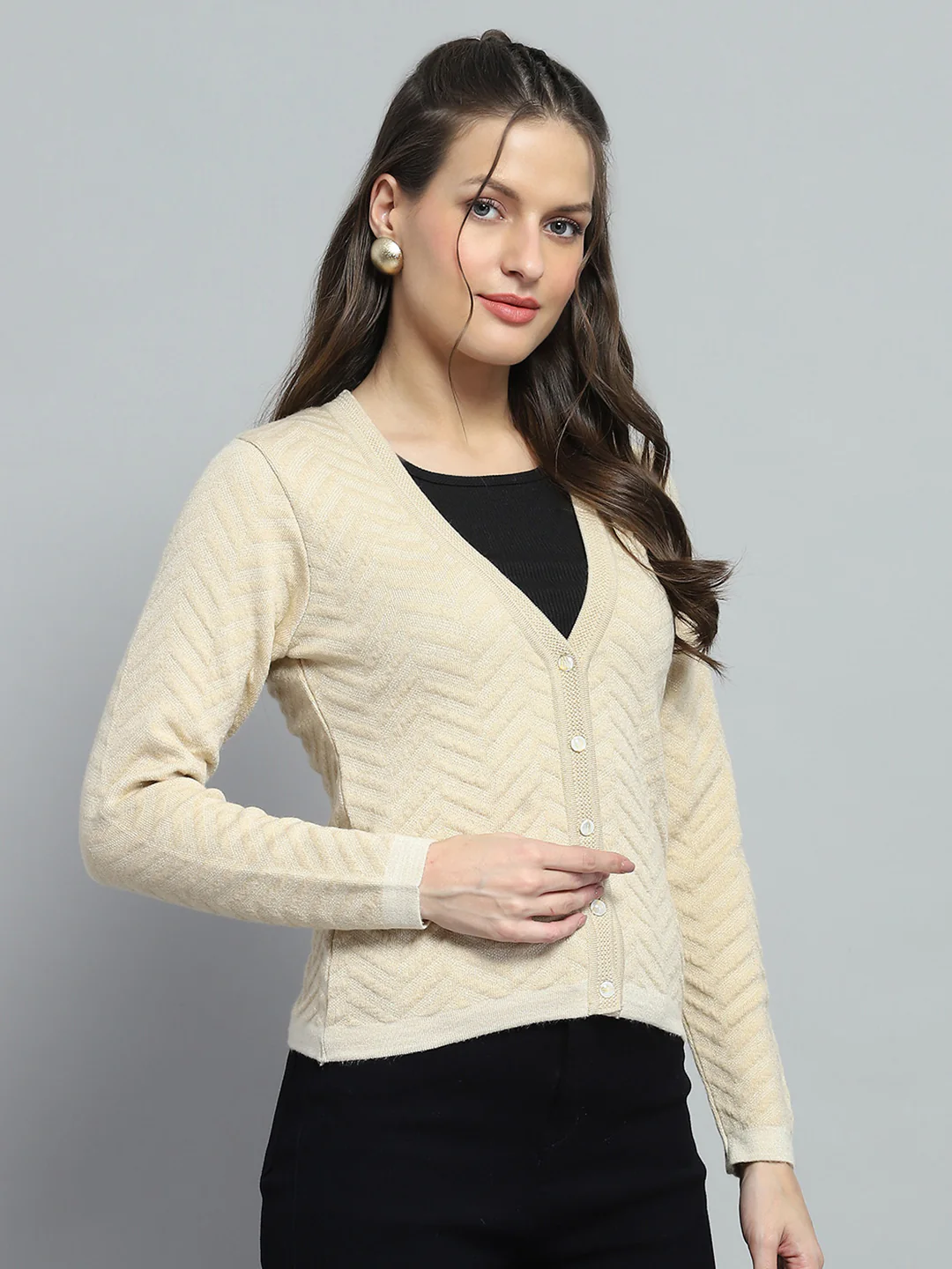 Women Beige Self Design V Neck Full Sleeve Cardigan - Image 4