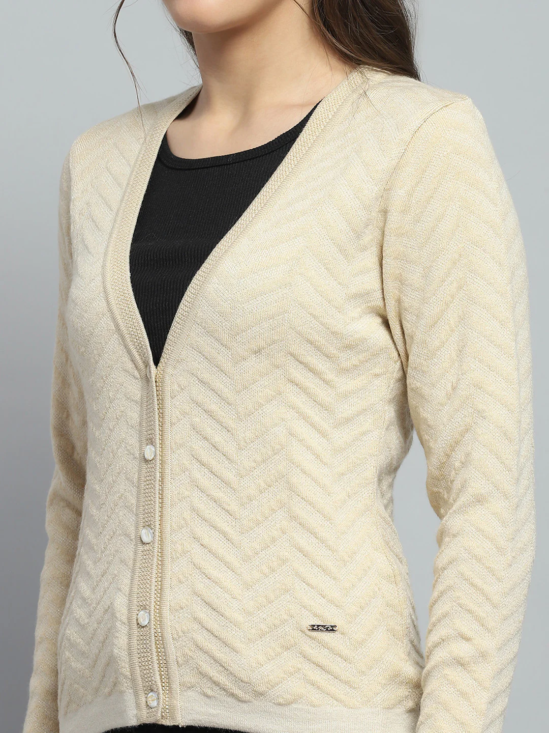 Women Beige Self Design V Neck Full Sleeve Cardigan - Image 7