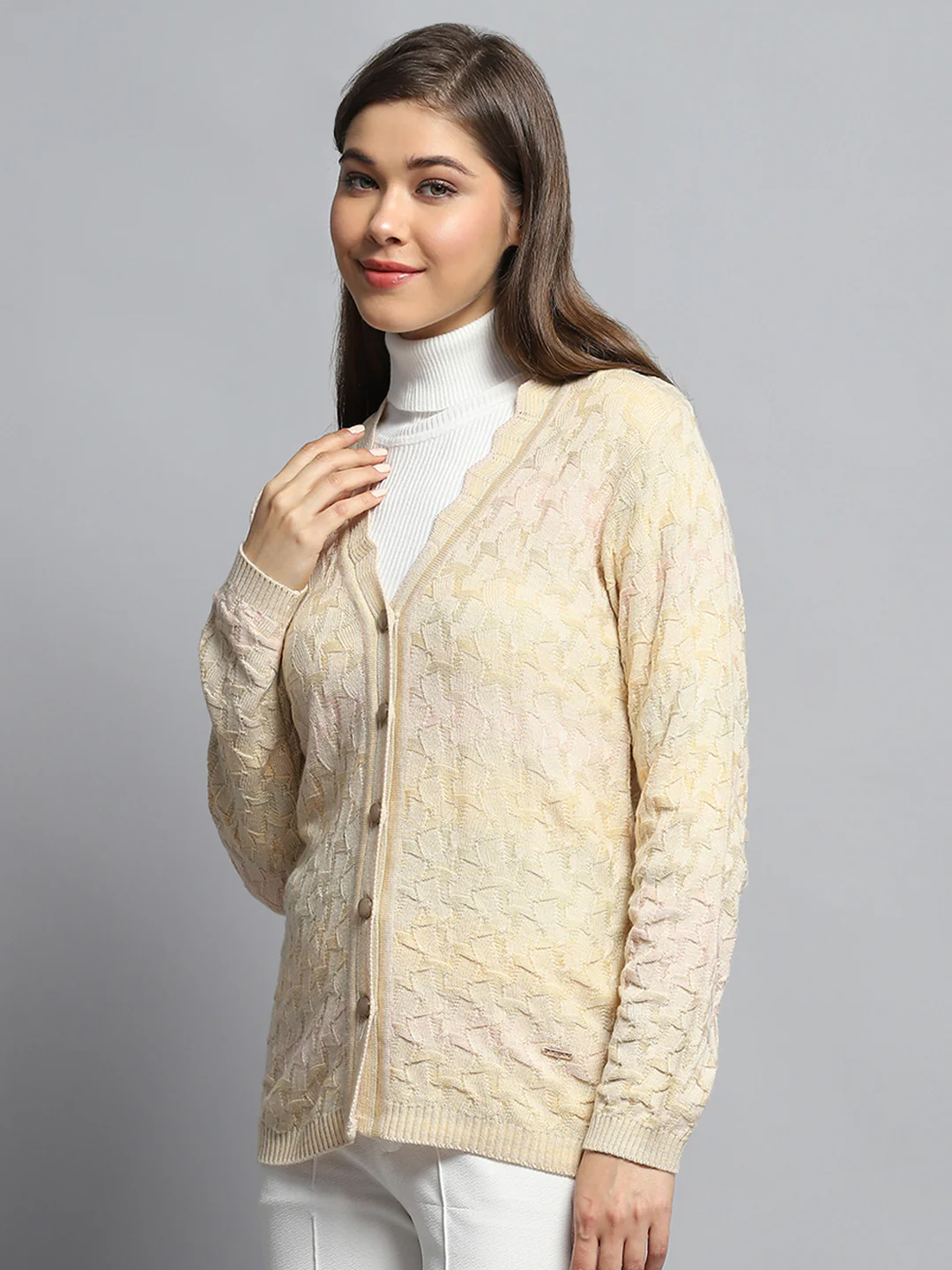 Women Beige Self Design V Neck Full Sleeve Cardigan - Image 3