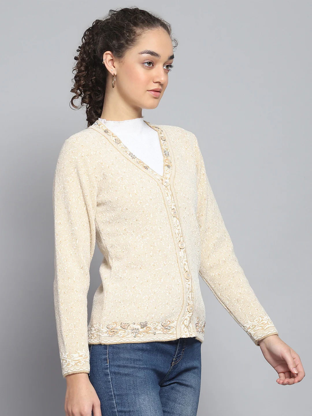 Women Beige Self Design V Neck Full Sleeve Cardigan - Image 4