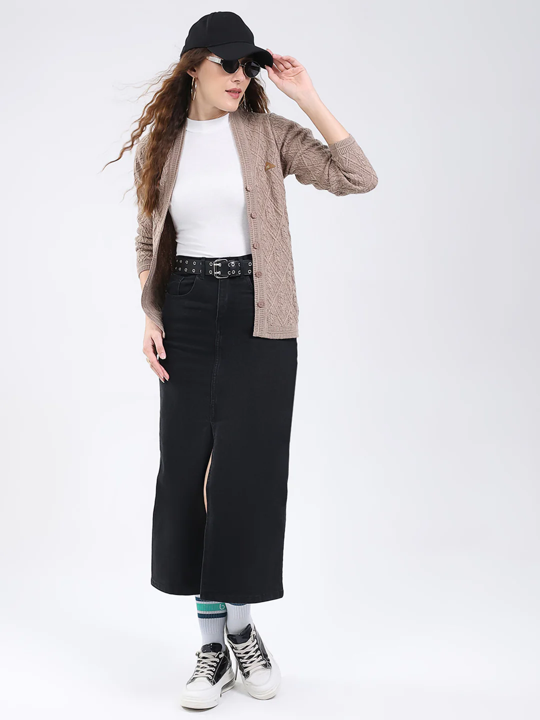 Women Beige Self Design V Neck Full Sleeve Cardigan - Image 2