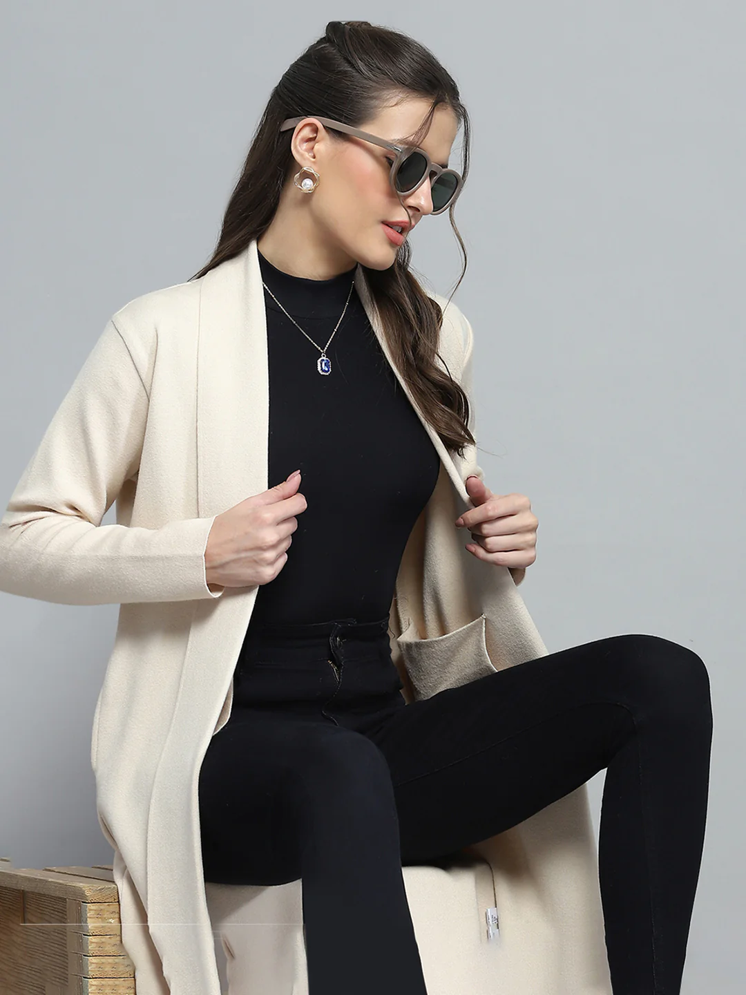 Women Beige Solid Notch Lapel Collar Full Sleeve Cardigan - Image 6