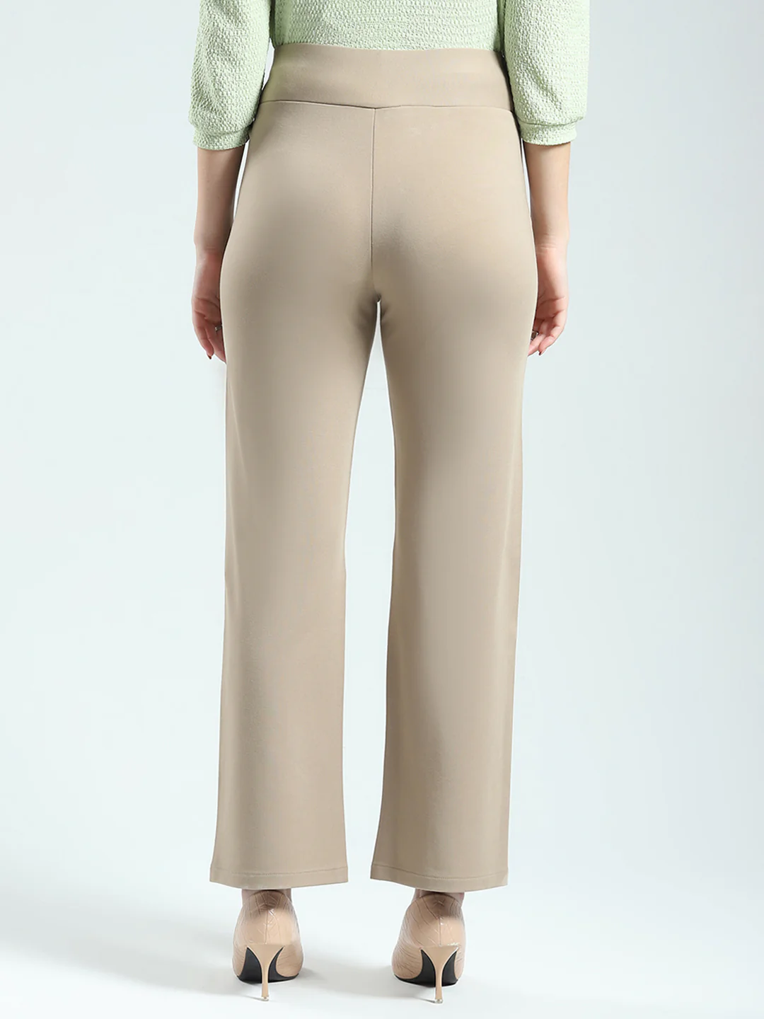 Women Beige Solid Regular Fit Jegging - Image 5
