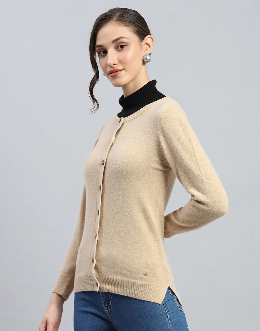 Women Beige Solid Round Neck Full Sleeve Cardigan - Image 3