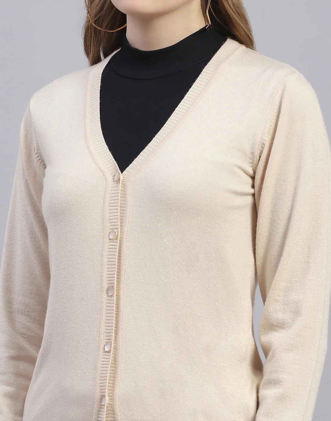 Women Beige Solid V Neck Full Sleeve Cardigan - Image 7