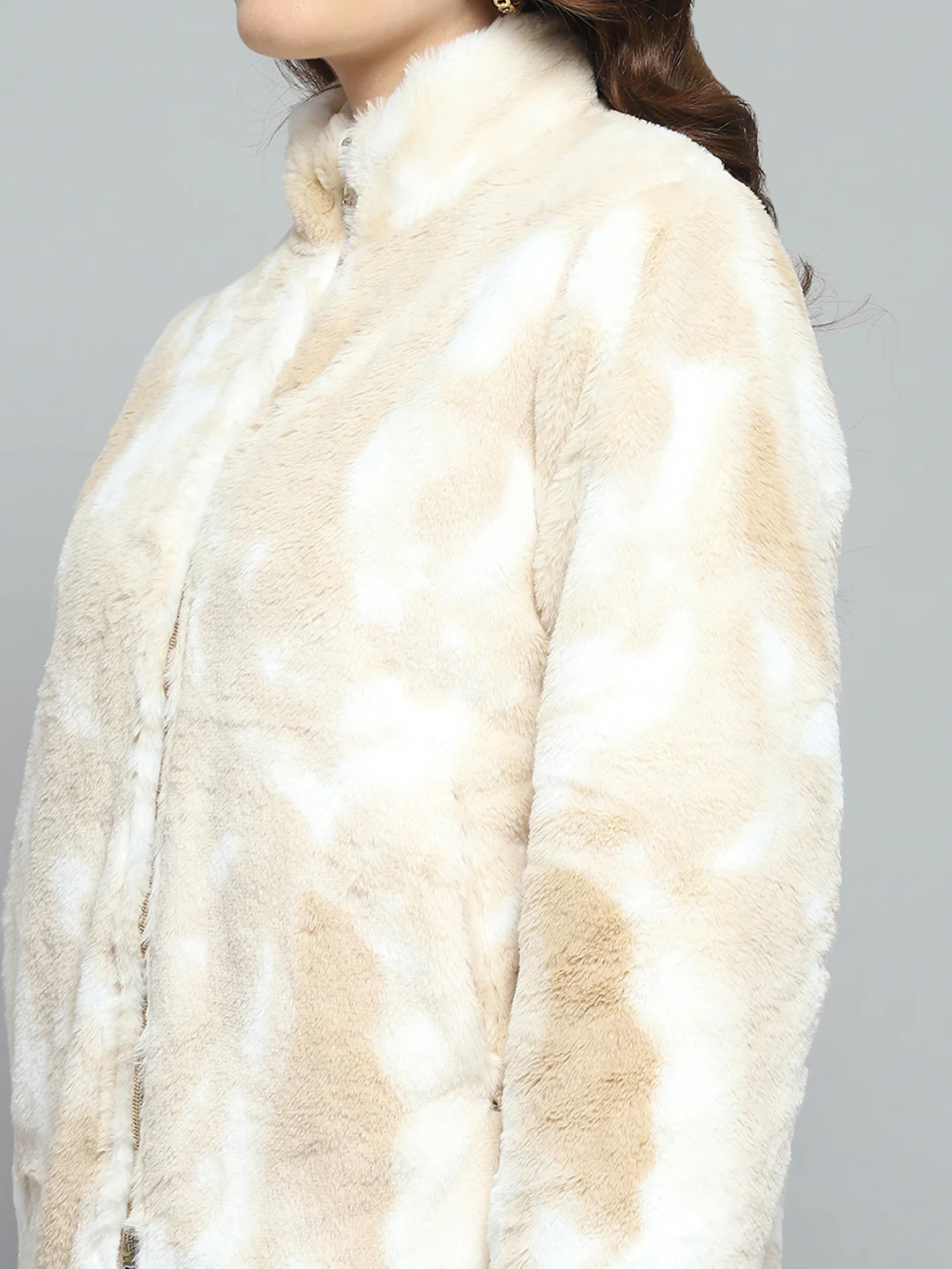 Women Beige & White Solid Mock Neck Full Sleeve Reversible Jacket - Image 10