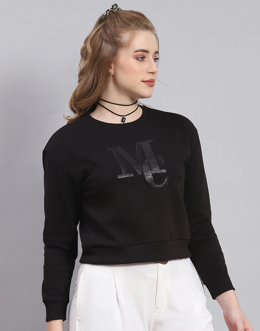 Women Black Embellished Round Neck Full Sleeve Sweatshirt - Image 4