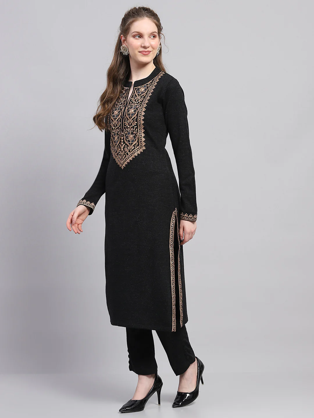 Women Black Embroidered Round Neck Full Sleeve Kurti Set for Winter - Image 4