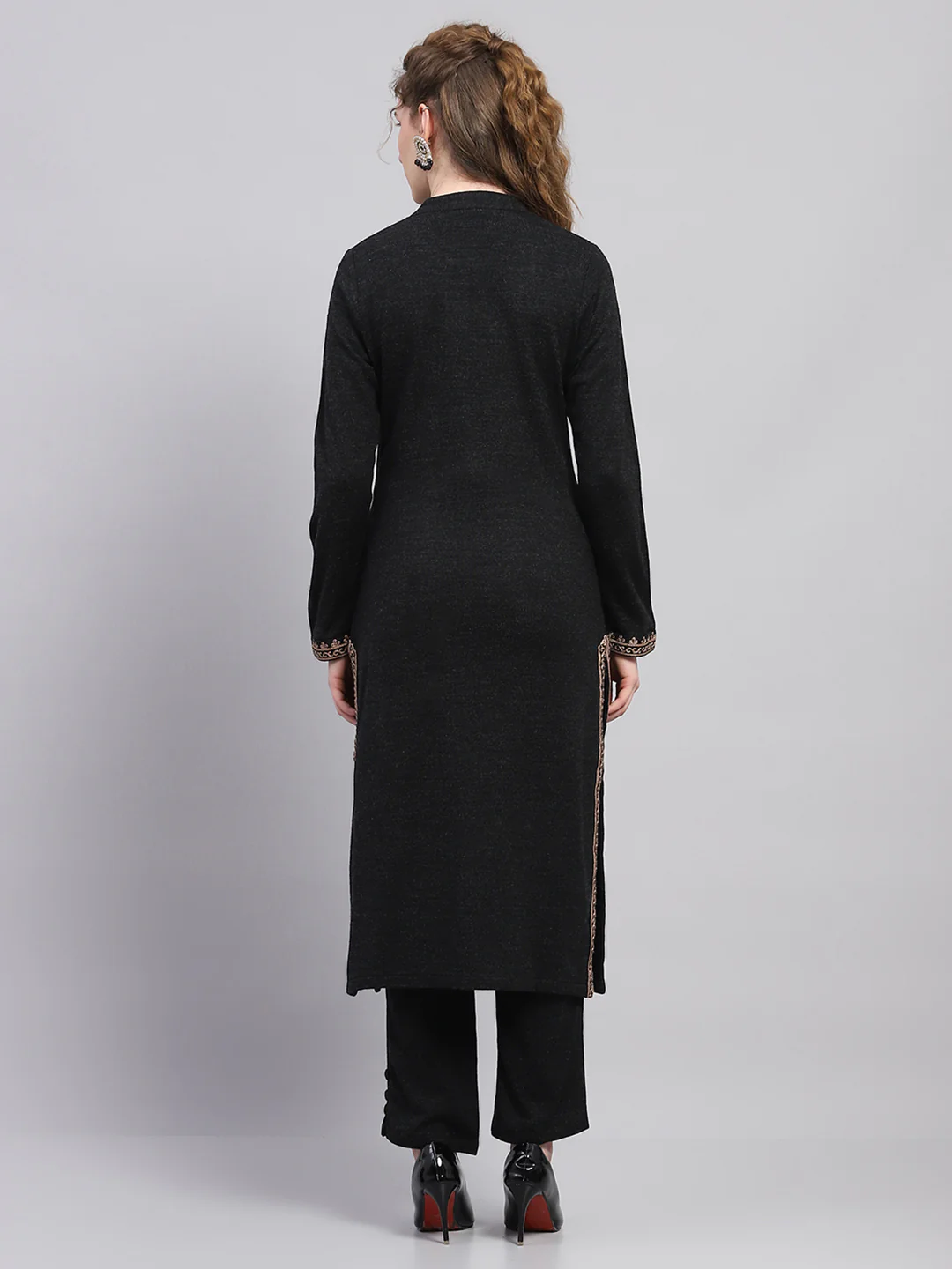 Women Black Embroidered Round Neck Full Sleeve Kurti Set for Winter - Image 5