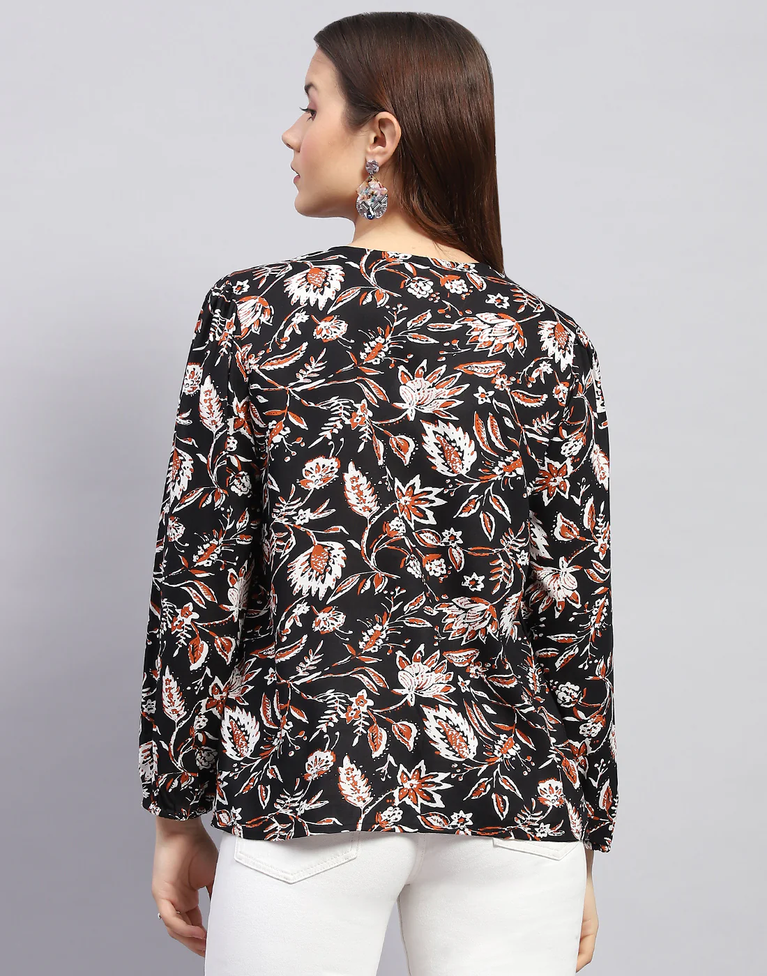 Women Black Floral Print V Neck 3/4 Sleeve Top - Image 6