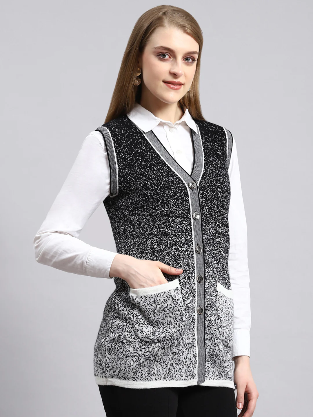 Women Black Jaquard Cardigan - Image 2