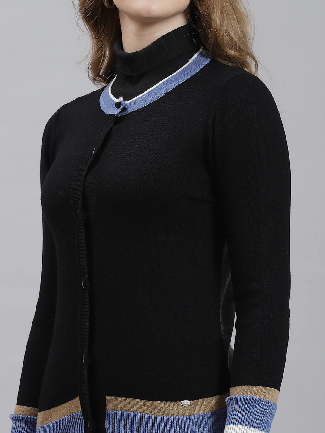 Women Black Plain Cardigan - Image 6