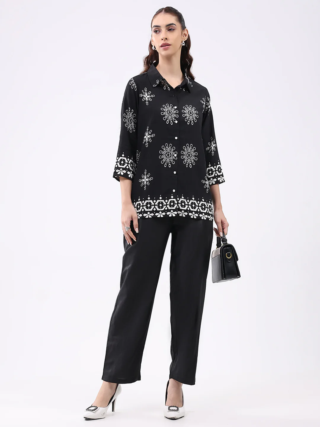 Women Black Printed Collar 3/4th Sleeve Cords Set - Image 2