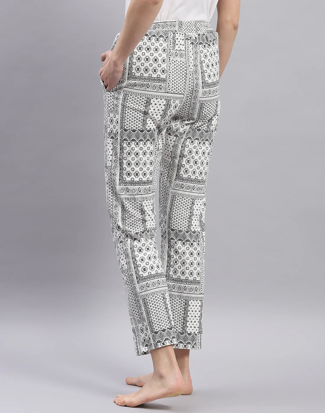 Women Black Printed Regular Fit Lower - Image 5