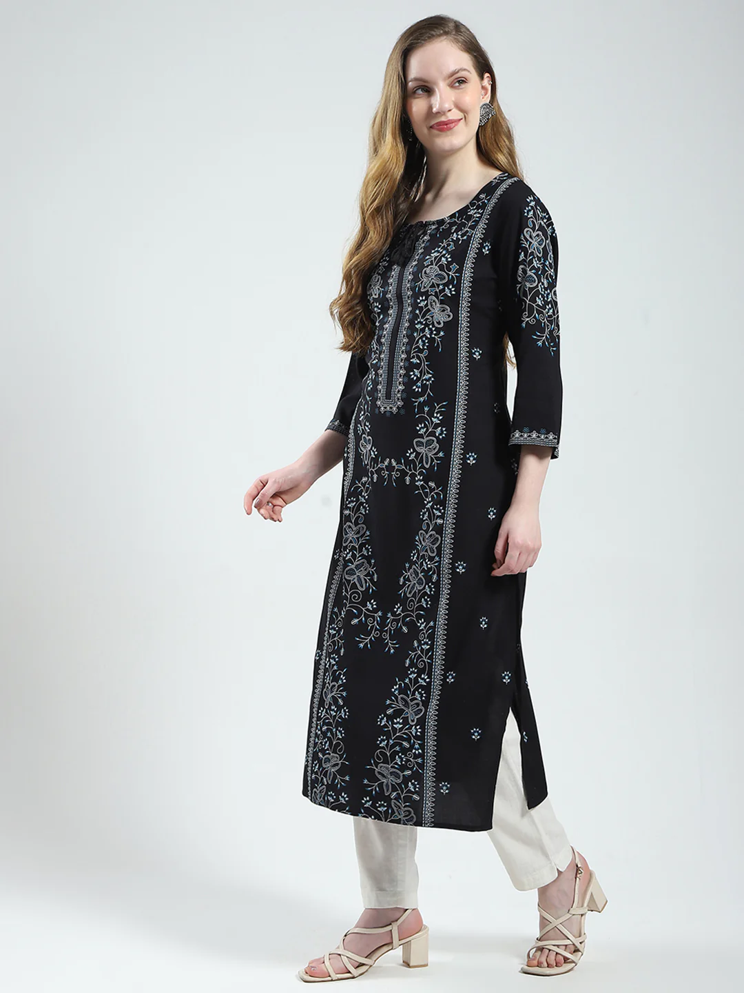 Women Black Printed Round Neck 3/4th Sleeve Kurti - Image 3