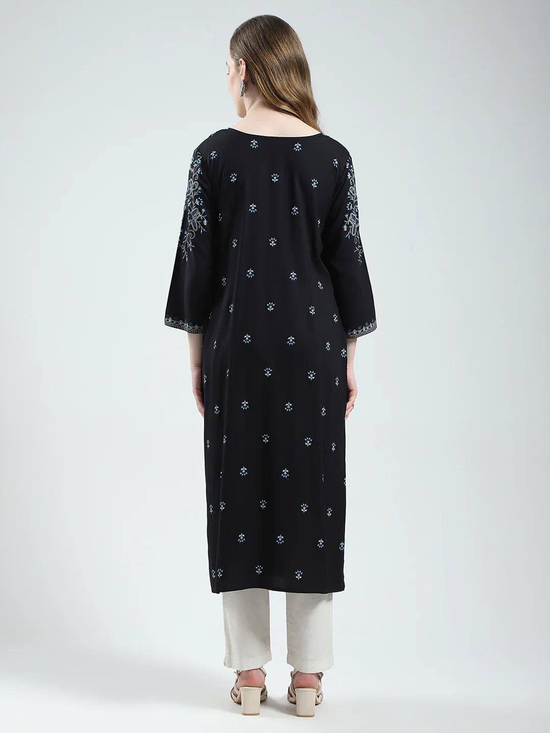 Women Black Printed Round Neck 3/4th Sleeve Kurti - Image 5