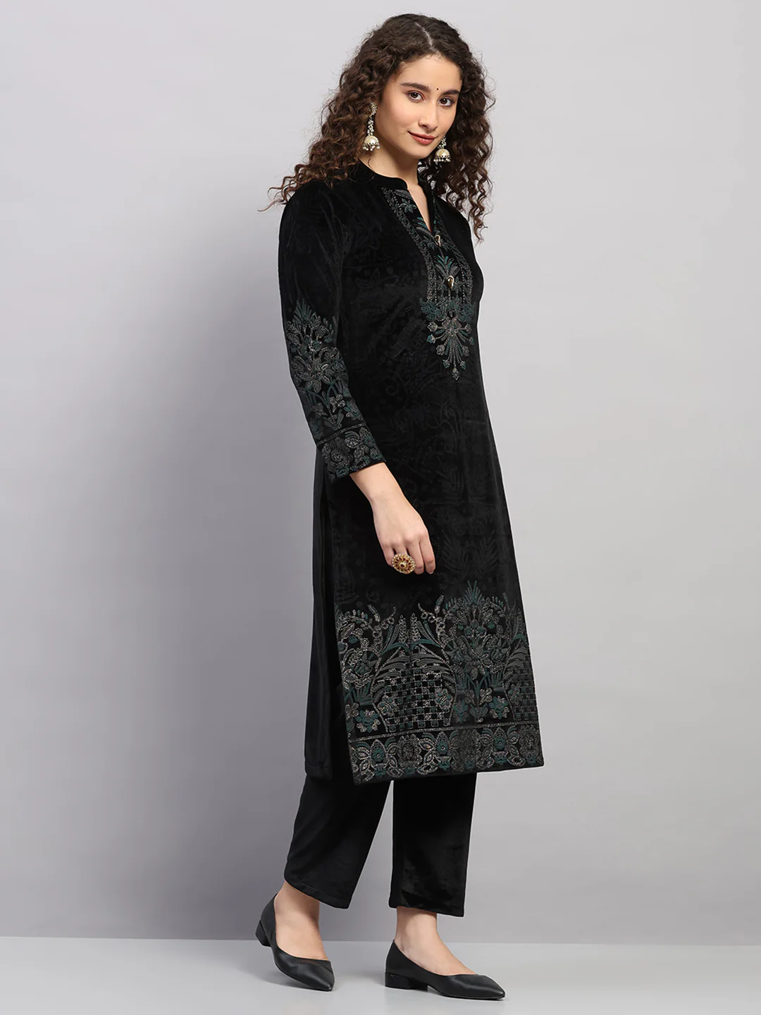 Women Black Printed Round Neck Full Sleeve 3 Pc Kurti Set for Winter - Image 4