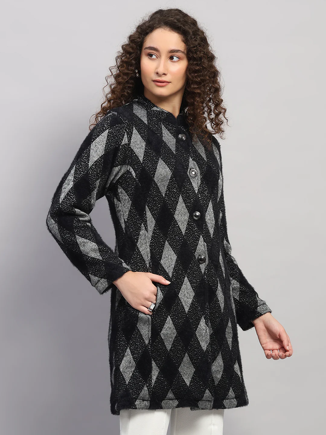 Women Black Printed Round Neck Full Sleeve Knitted Coat - Image 4