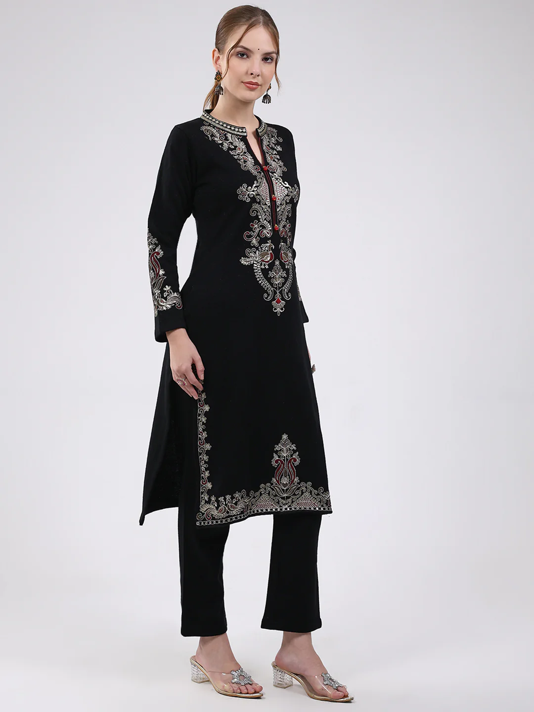 Women Black Printed Round Neck Full Sleeve Kurti Set for Winter - Image 6
