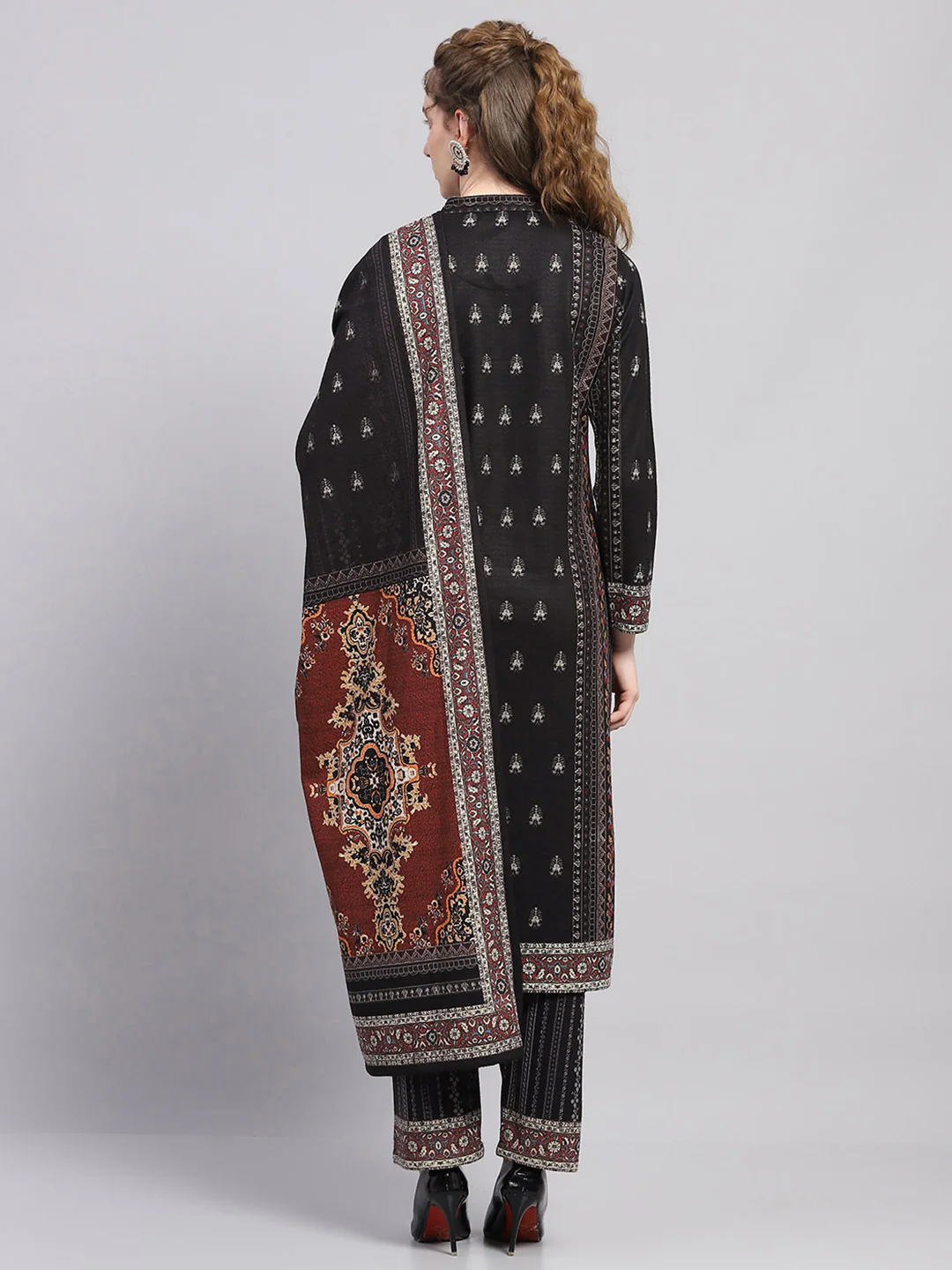 Women Black Printed Round Neck Full Sleeve Kurti Set with Stole - Image 5