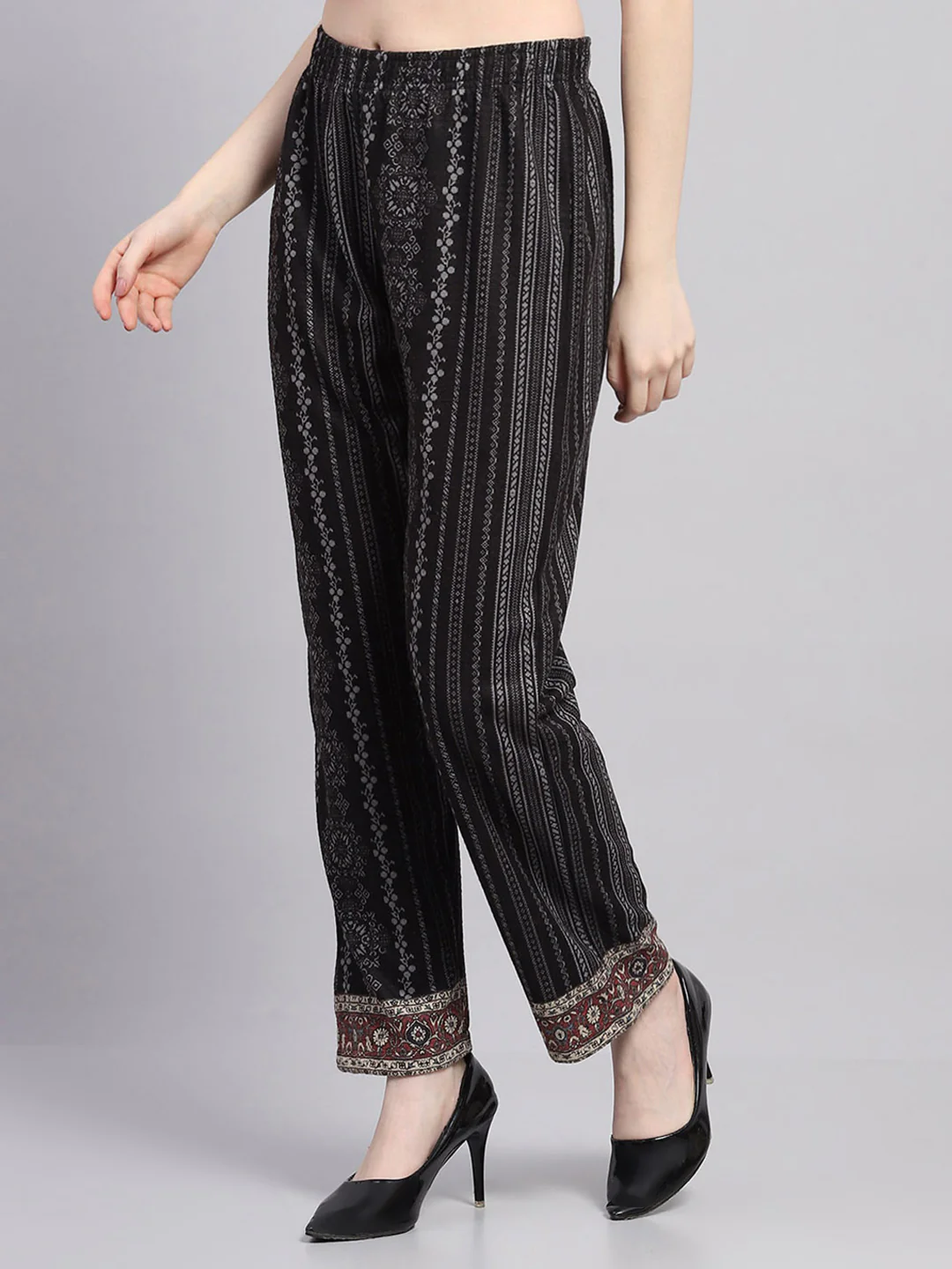 Women Black Printed Round Neck Full Sleeve Kurti Set with Stole - Image 7
