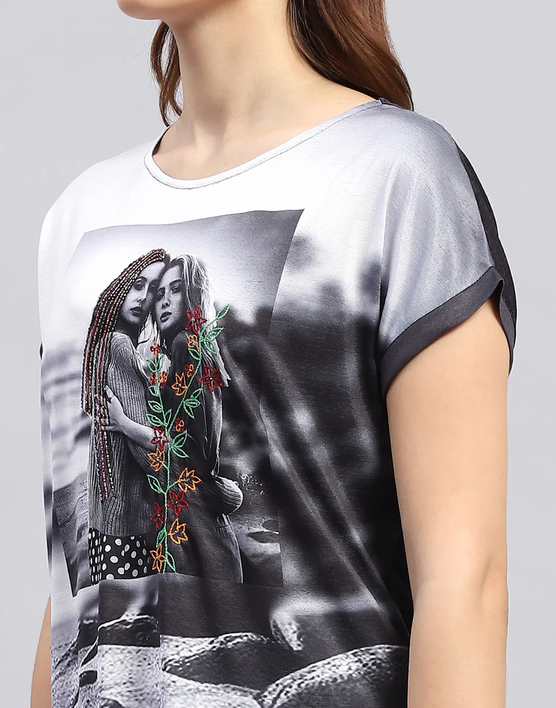 Women Black Printed Round Neck Half Sleeve Top - Image 7