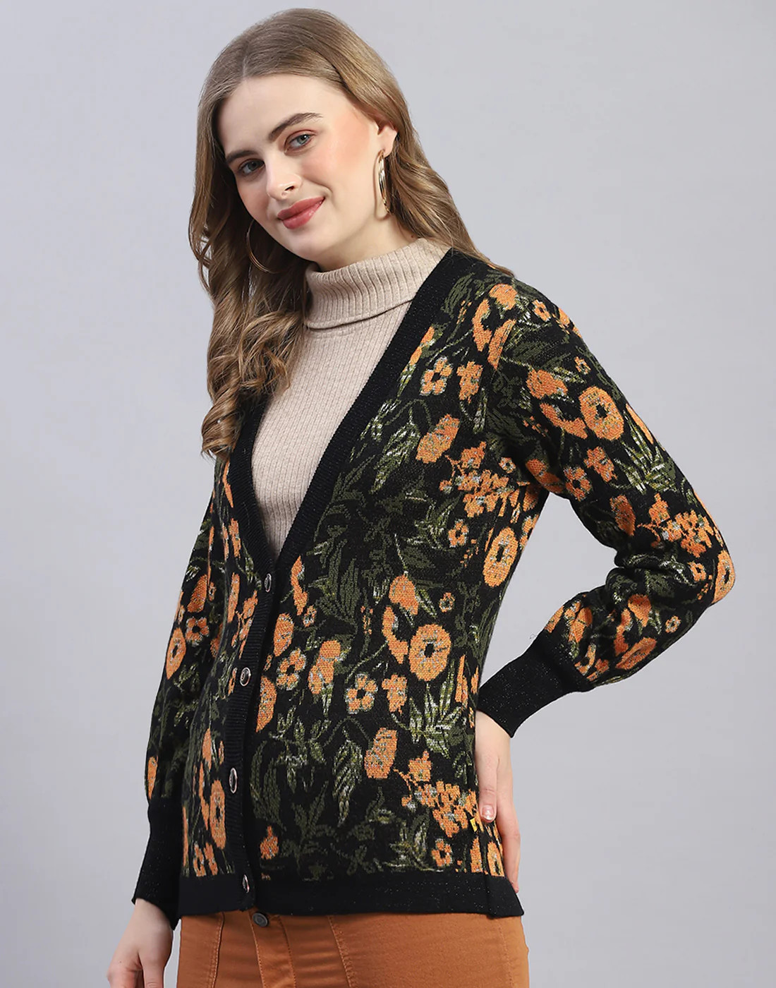 Women Black Printed V Neck Full Sleeve Cardigan - Image 3