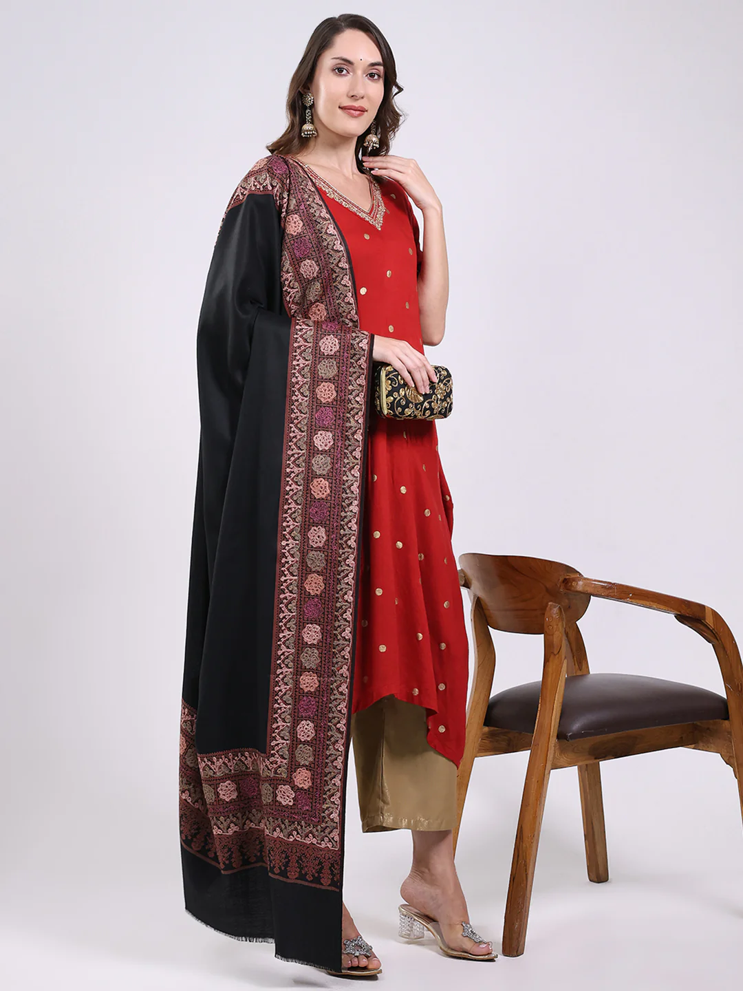 Women Black Printed Wool Blend Shawl - Image 5